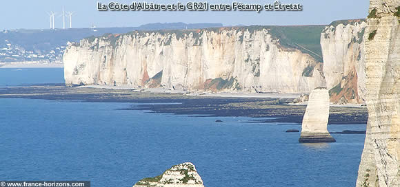 Photo des falaises et du chemin de randonnée